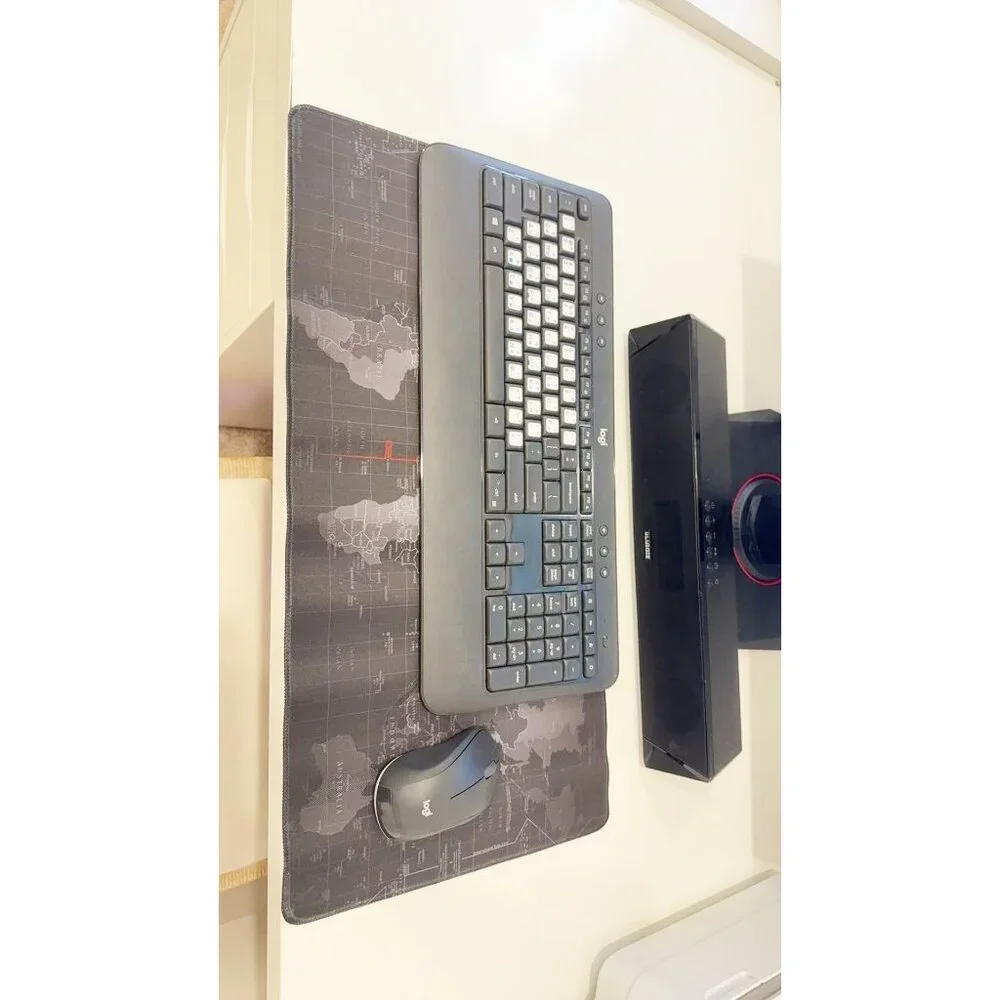 World Map Extended Gaming Mouse Pad: Non-Slip Large Desk Mat for Office & Home